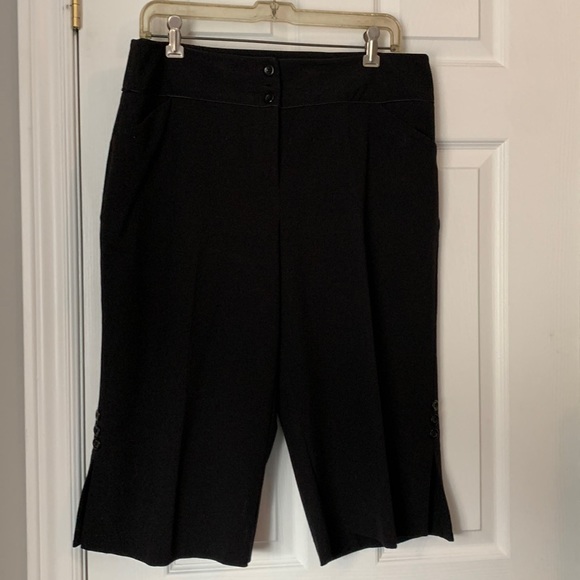 Reitmans petites black wide-leg capris - Picture 1 of 8